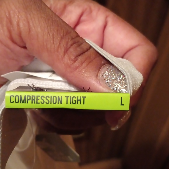 Compression garment - Picture 7 of 7